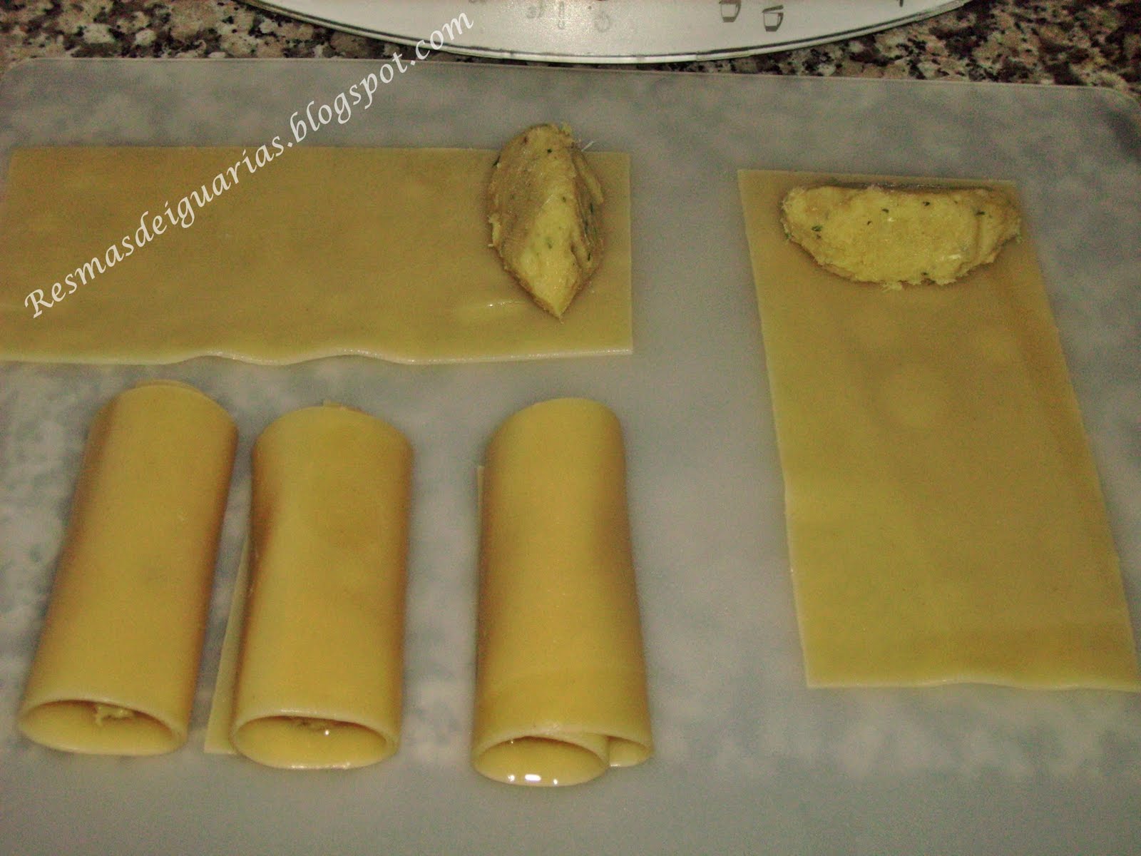 [cannellonis+de+pasteis+de+bacalhau+(1).JPG]