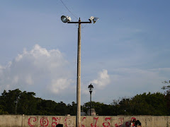 EL ALUMBRADO DE LA CANCHA DE BASQUETBOL DE LA CONQUISTA EN EL ABANDONO