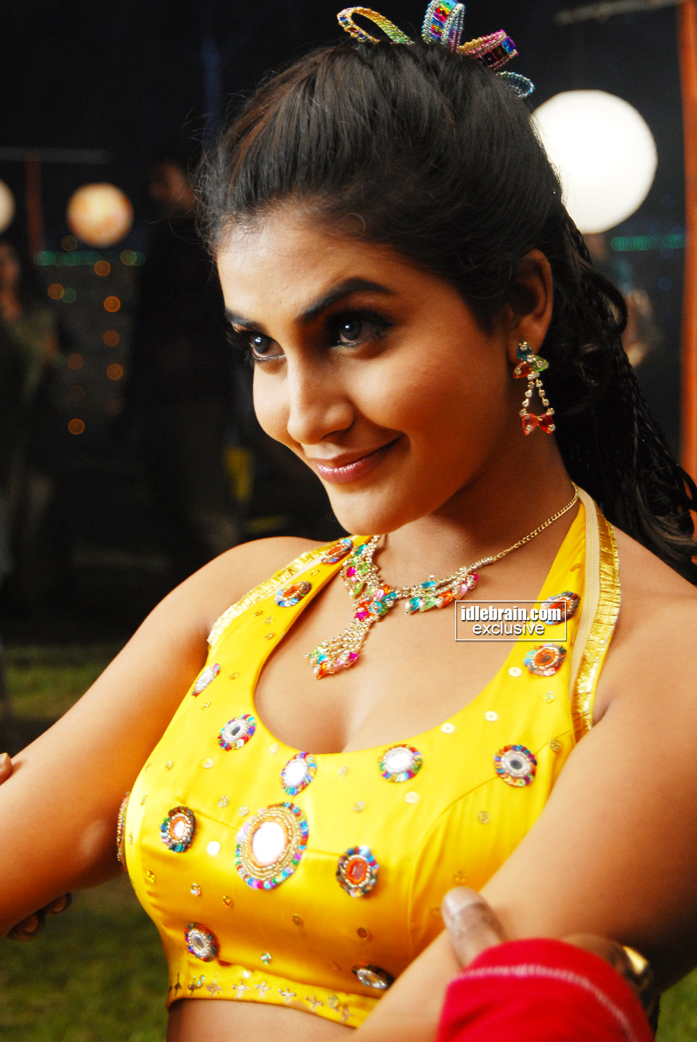 Ragalahari: Bollywood MASALA HOT Actress DIVYA DUTTA Pics 