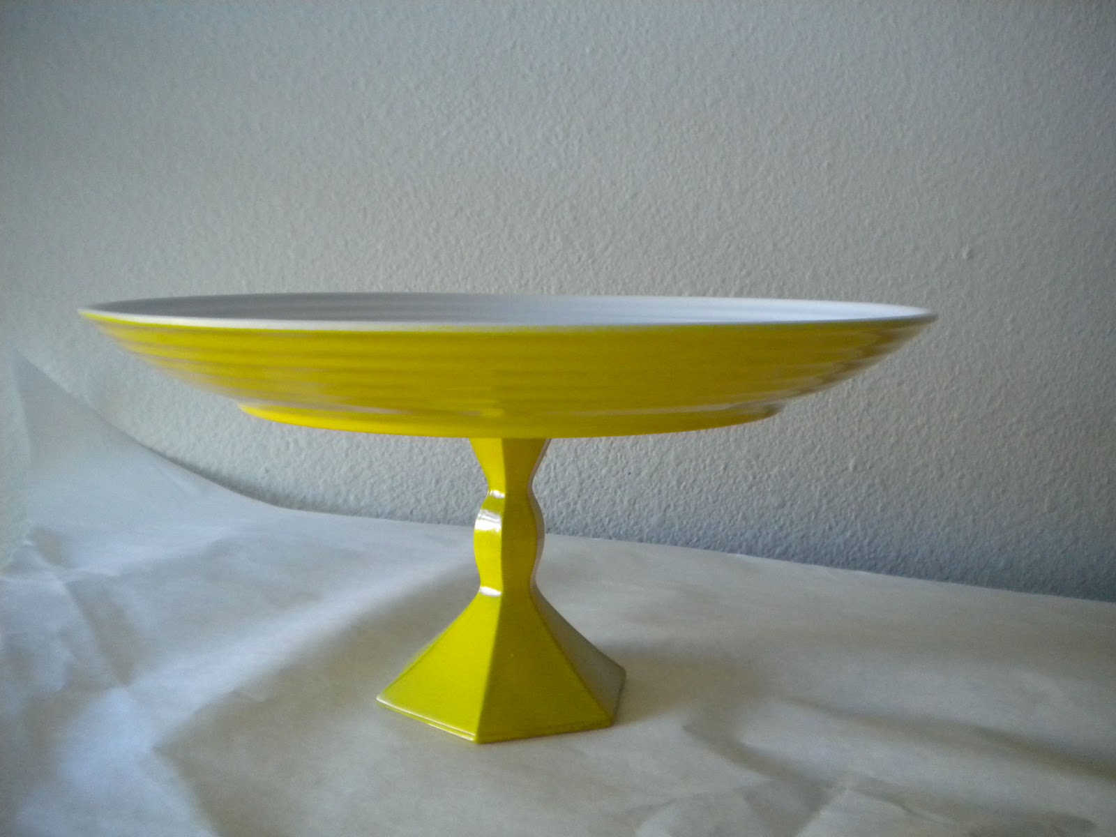 Yarah Designs Cake Stand Tutorial Make it yourself! Yarah Designs Cake Stand Tutorial Make it yourself!