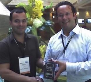[Affiliate+Summit+Free+iPhone+winner.JPG]