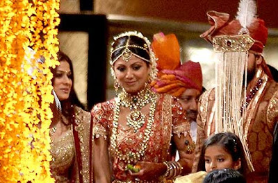 ஷில்பா ஷெட்டி யின் திருமண ஆல்பம்... Shilpa-shetty-wedding-photos+%2813%29