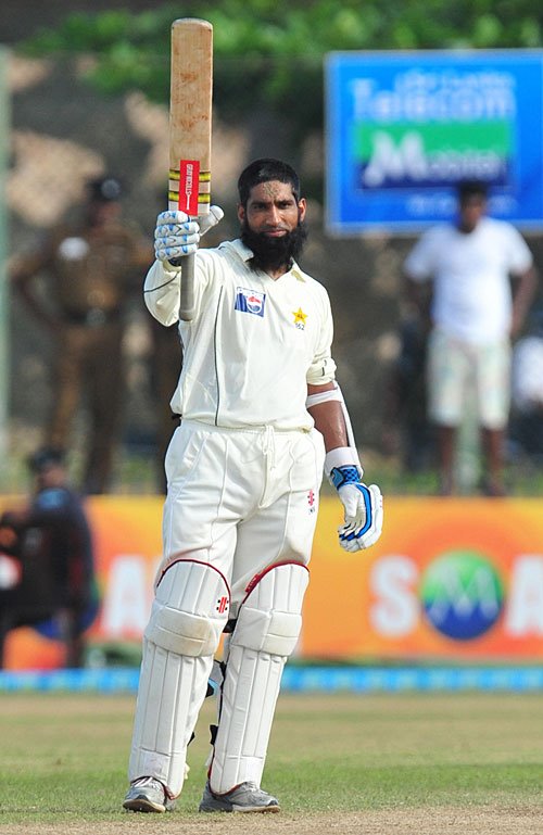 [M+Yousuf+v+SL.bmp]