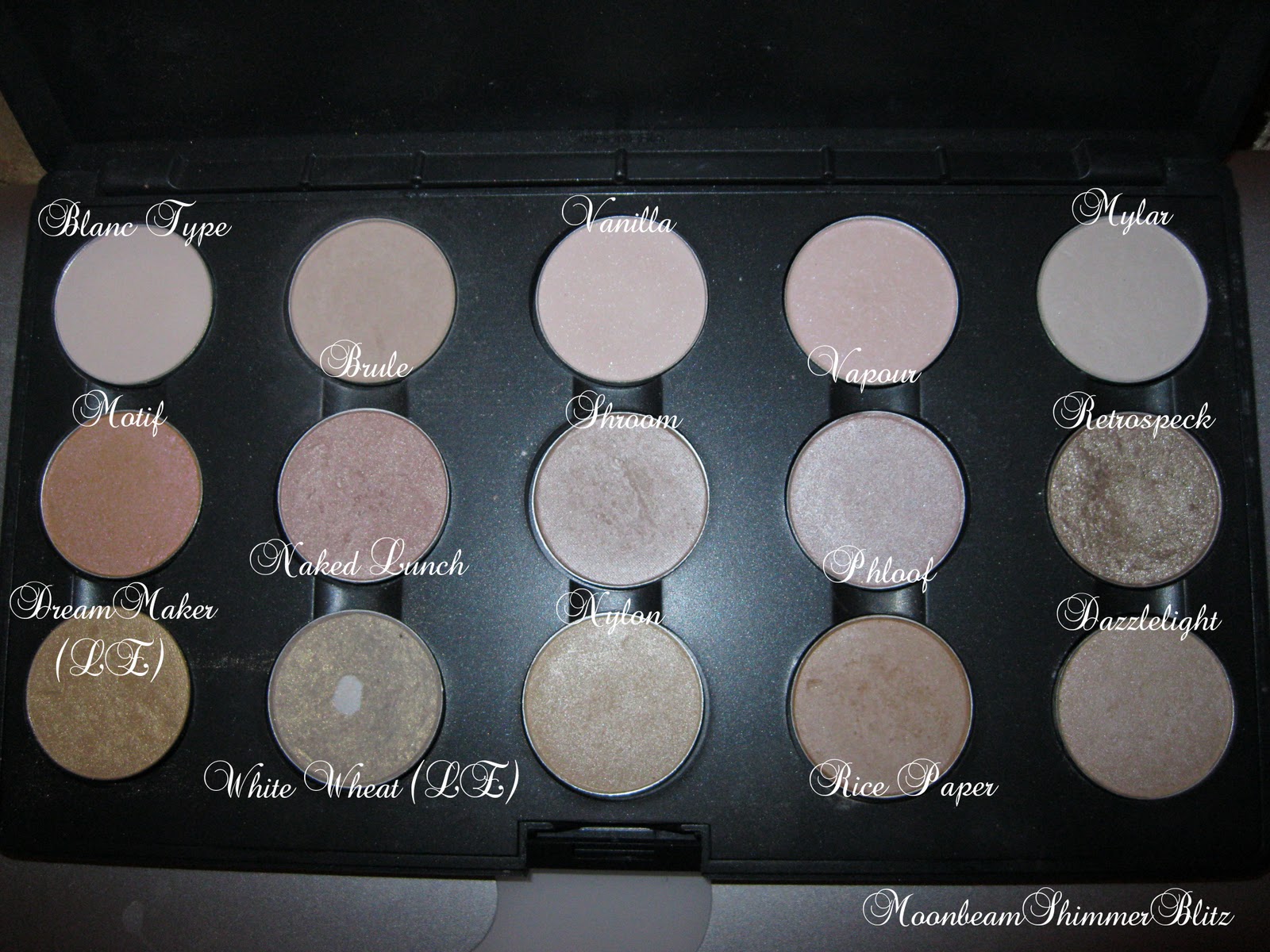 *Moon*Beam*Shimmers* My MAC Eyeshadow Palettes