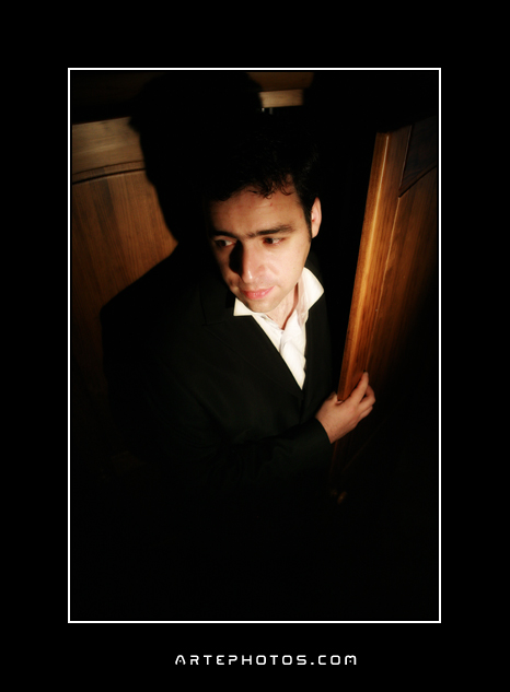 [0019.jpg]