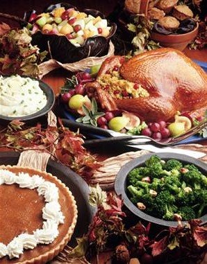 [thanksgiving-meal.jpg]