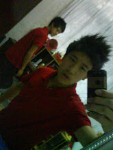 MY FREN WAS BEHIND ME