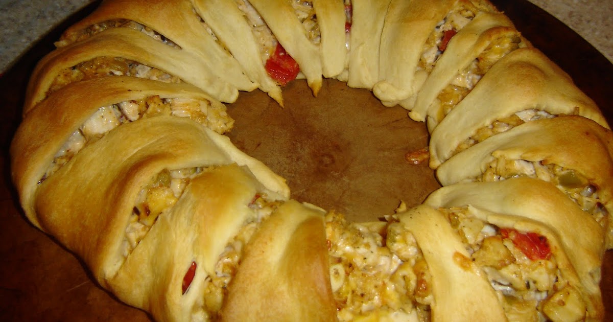 Ten in a Bed Pampered Chef Chicken Enchilada Ring