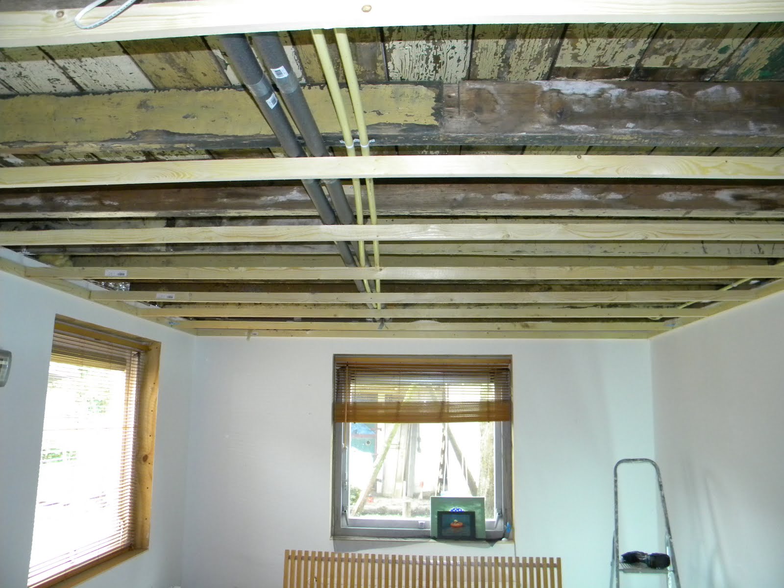 Millingen a/d rijn klussen & wonen: nog meer plafond... logeerkamer Woonkamer plafond