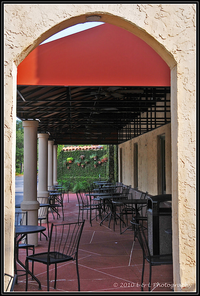 The Villages (Florida) Photos Outdoor dining at Panera Bread in
