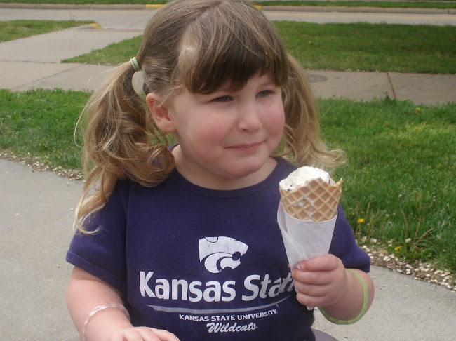 Gracie at KSU Open House