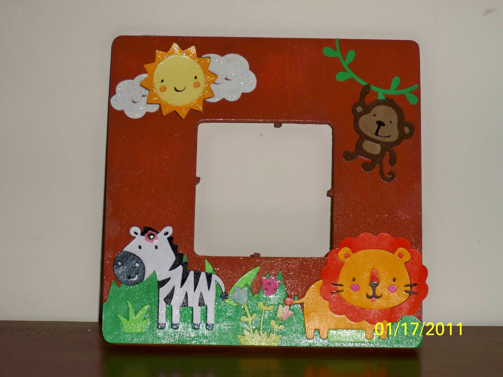 Cassie's Creative Crafts Picture Frame made using my Cricut!