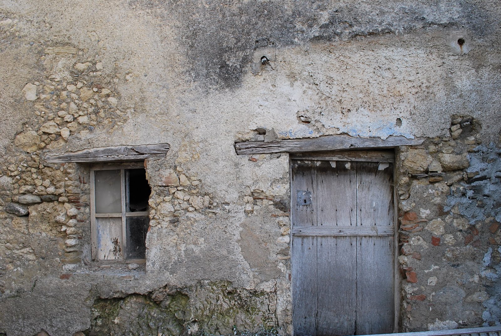 Old House Walls