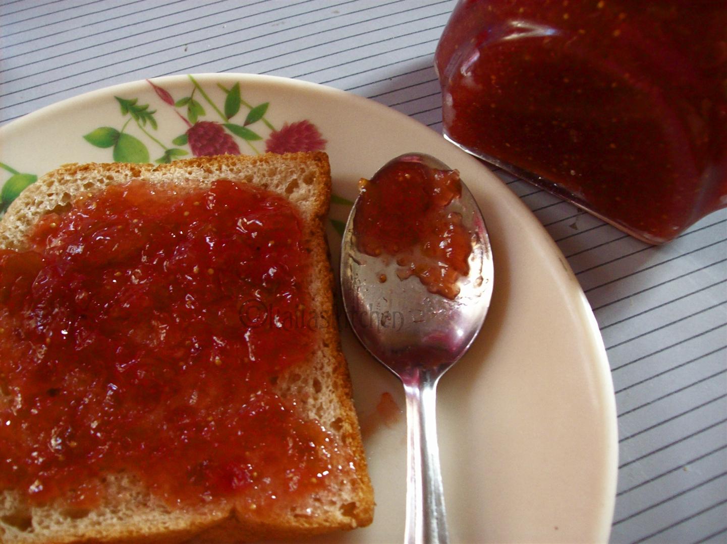 Experiments in Kailas Kitchen Fig Jam in Microwave