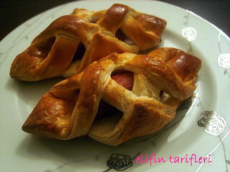 Sosisli Milfoy Borek Tarifi Kundak Borek L Yemek Tarifleri Youtube