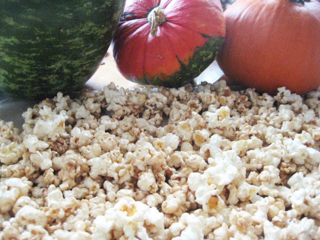 [popcornandpumpkins.jpg]