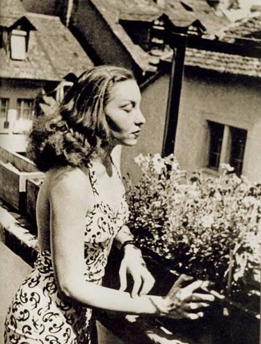 PDF) An lise do conto Uma galinha de Clarice Lispector