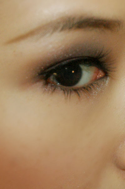[12a_lowermascara.jpg]