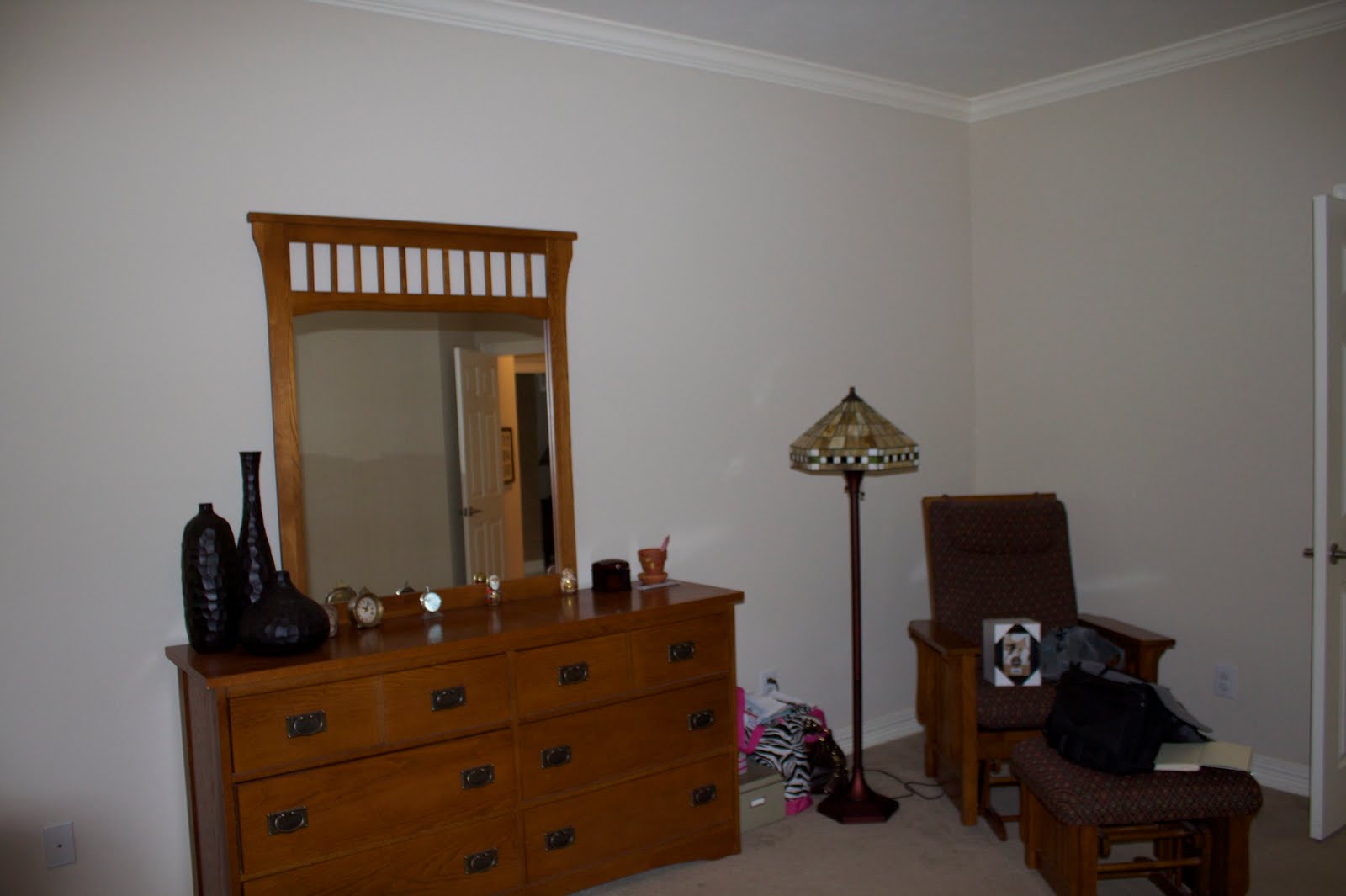 Redoing kitchen cabinets cheap had a blank slate to work with (every decorator's dream)