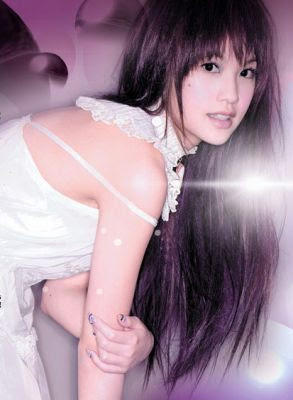 http://2.bp.blogspot.com/_acuEWdYsv6o/S-xisPMXiNI/AAAAAAAAByM/kYWkpH9TGk0/s400/rainie.jpg