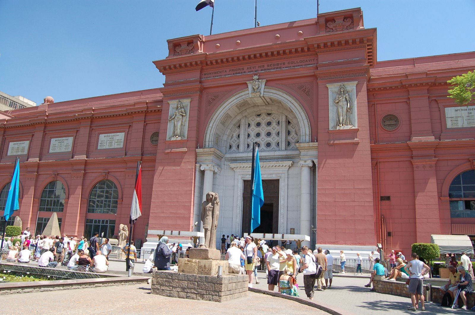 [701_Museu_Egipci.JPG]