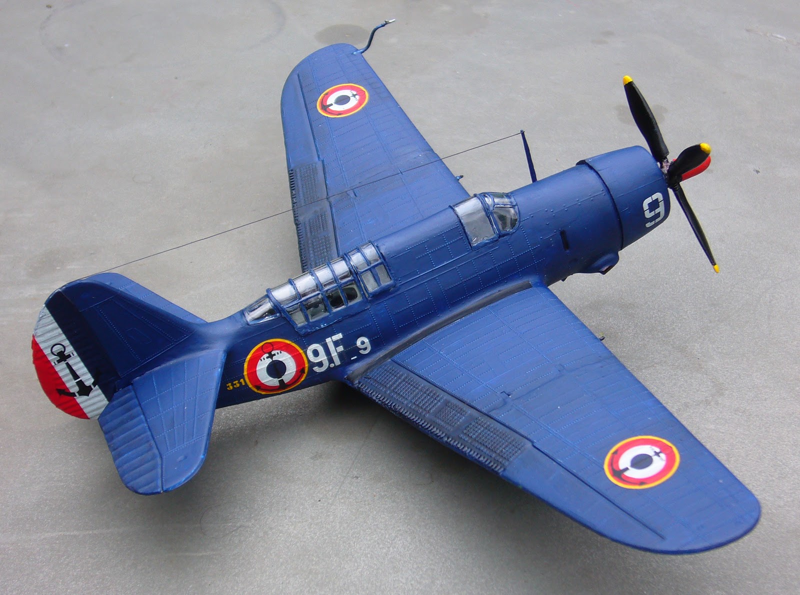 wade's military models Aeronavale Curtiss SB2C Helldiver 1/72 Airfix