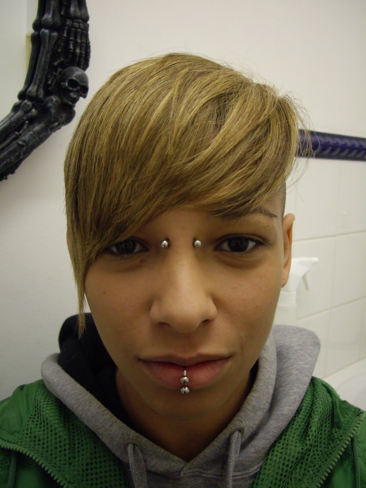 Button Tattoo Bluetooth Facial Piercings Lip Nose Bridge