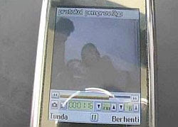 Download Video Mesum Siswi SMP di Palu Yang Hebohkan Warga | Artikel