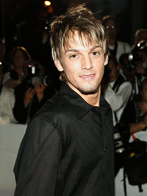 http://2.bp.blogspot.com/_anMjK-aaQso/SlPcKq-WKvI/AAAAAAAAA5E/L-NbMbcQTUE/s400/aaroncarter.jpg