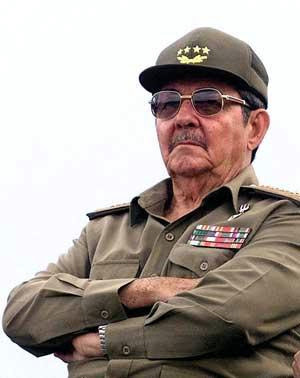 http://2.bp.blogspot.com/_anqVy8b414Q/Sbb8vcTQz8I/AAAAAAAABVs/behbiW0ukqw/s400/raul-castro-ruz-5.jpg