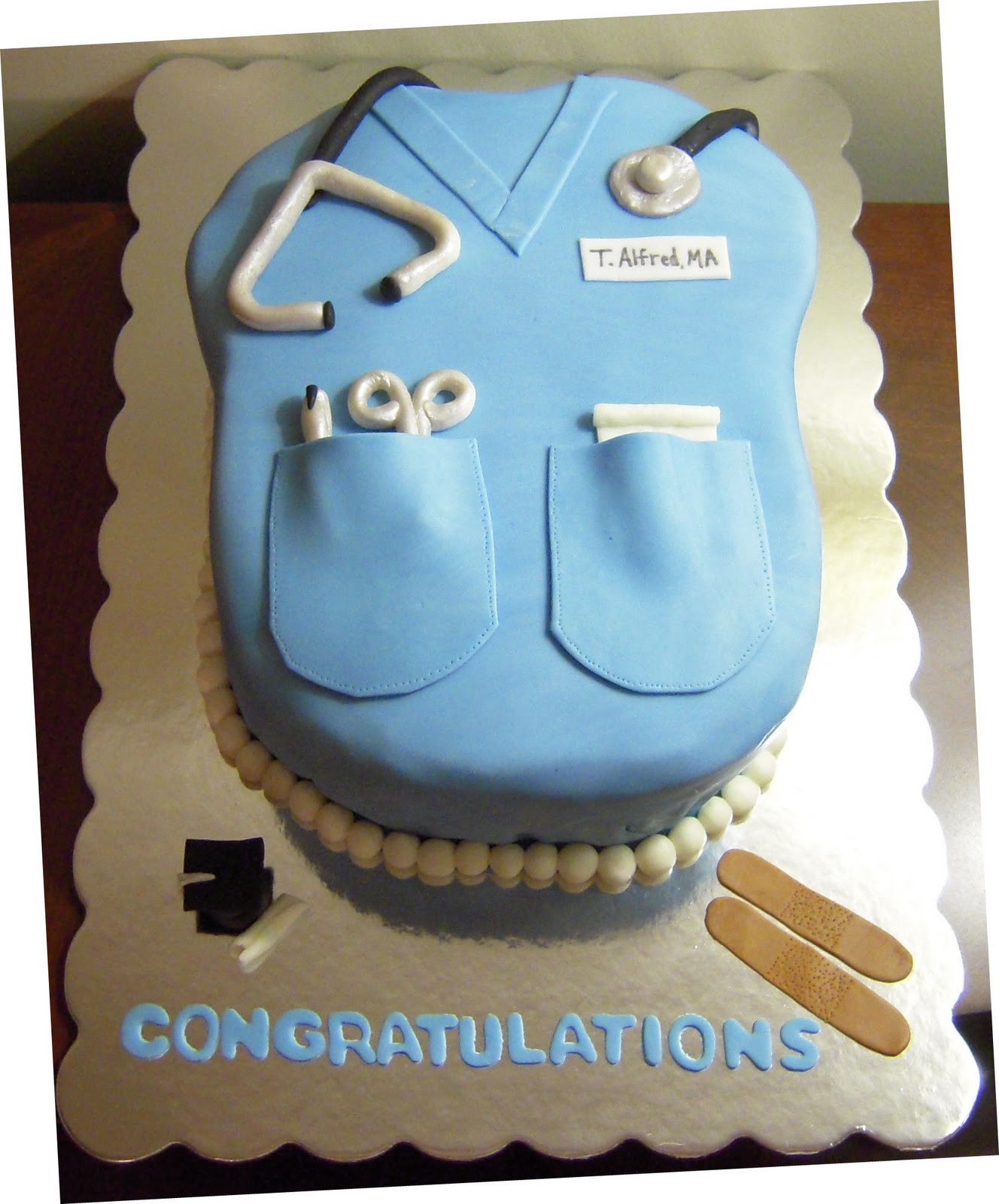 medical graduation cakes