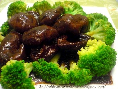 Pautan Kasih Black Mushroom With Broccoli Chinese Style