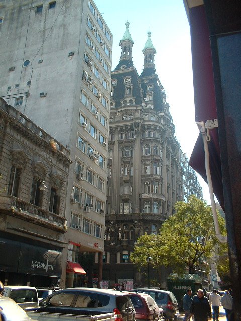 [Buildings+in+downtown+Buenos+Aires.JPG]