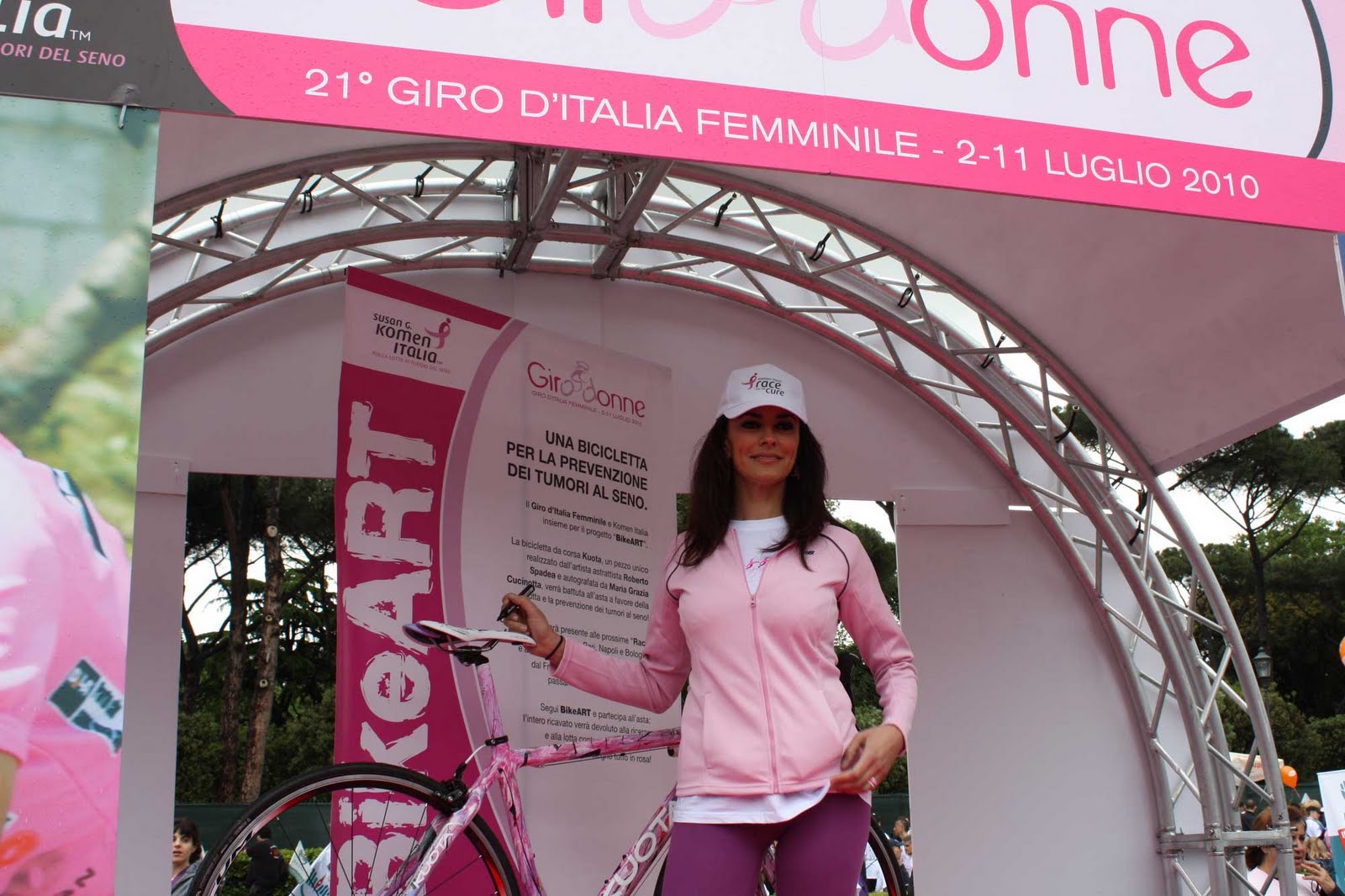 donne a milano