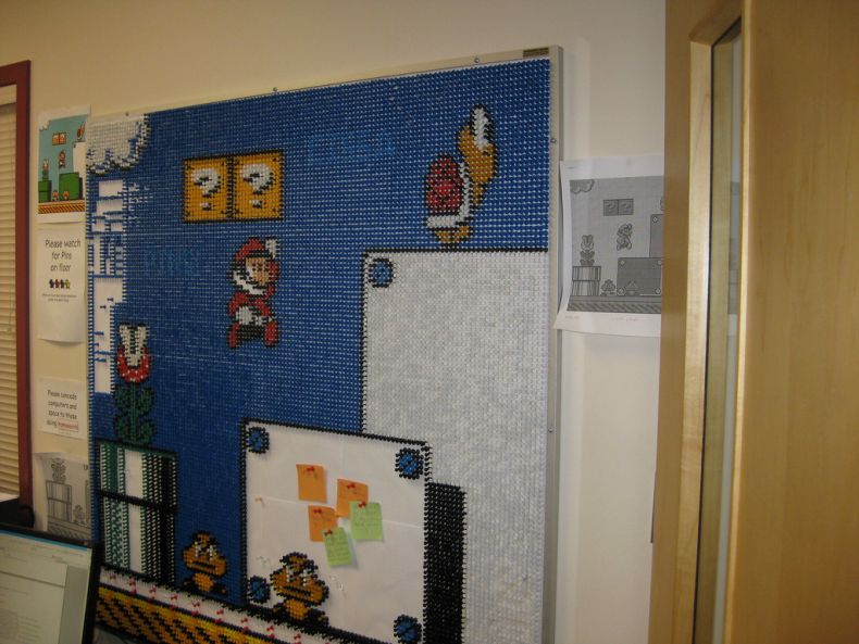 [Mario-from-buttons-02.jpg]