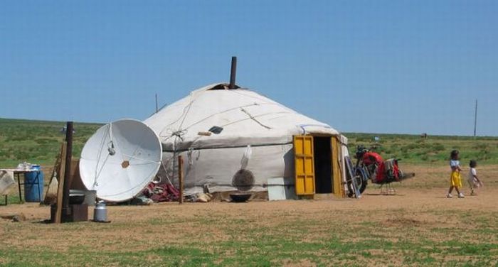 Antenas de TV em lugares diferentes Antenas de TV em lugares diferentes