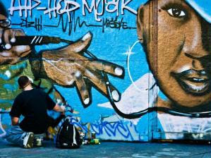 1168846_street_grafite_hip_hop_jovem_224_299.jpg