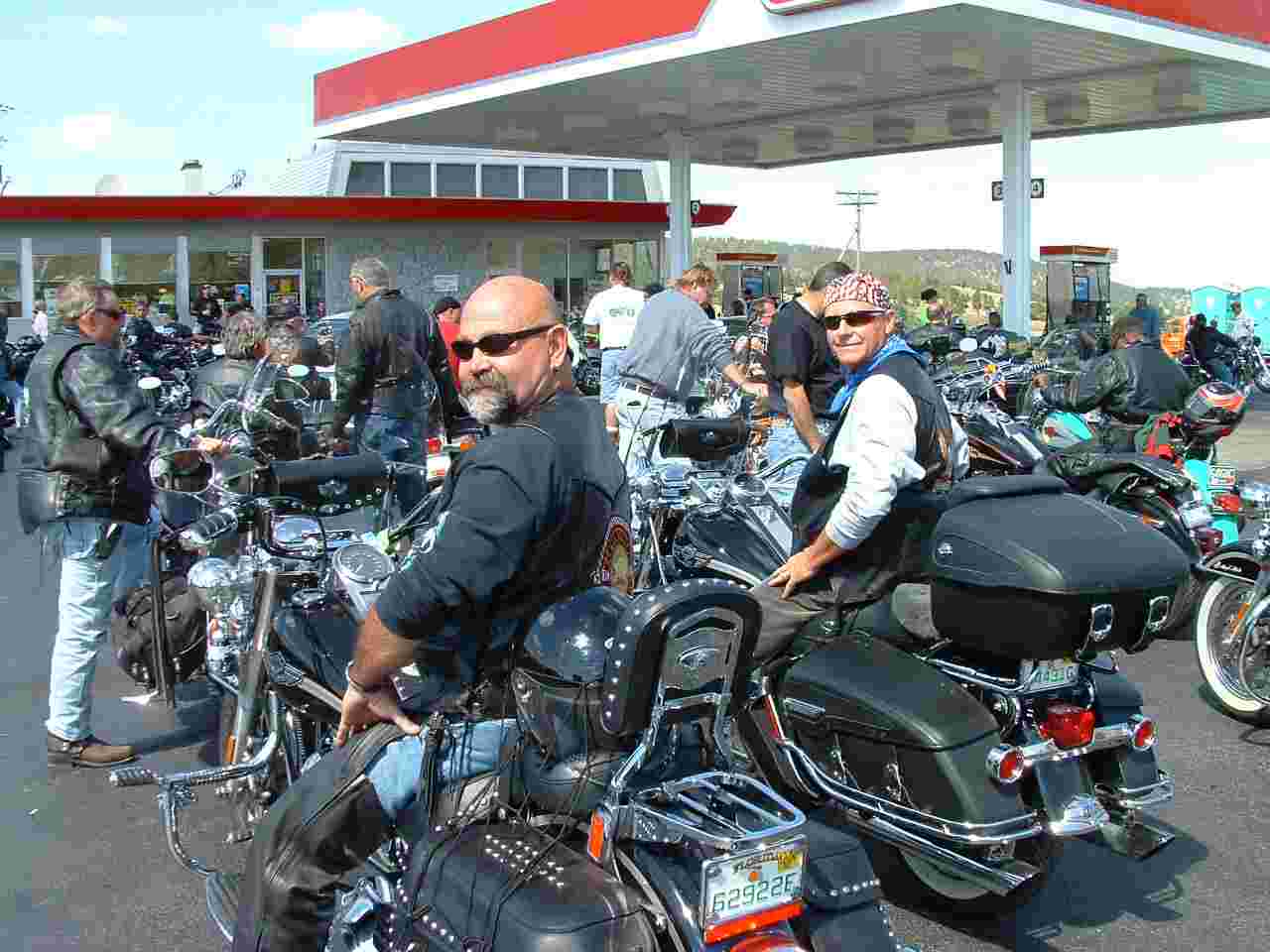 Bikers+on+Motorcycles+Lo.jpg