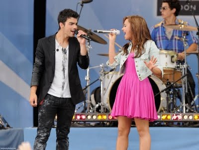 http://2.bp.blogspot.com/_b-XkYFWXuAo/TGV8Gsag7mI/AAAAAAAALRg/ItKBVNCkyBI/s1600/normal_03.jpg
