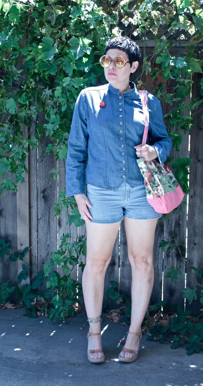 THE CITIZEN ROSEBUD Canadian Tuxedo