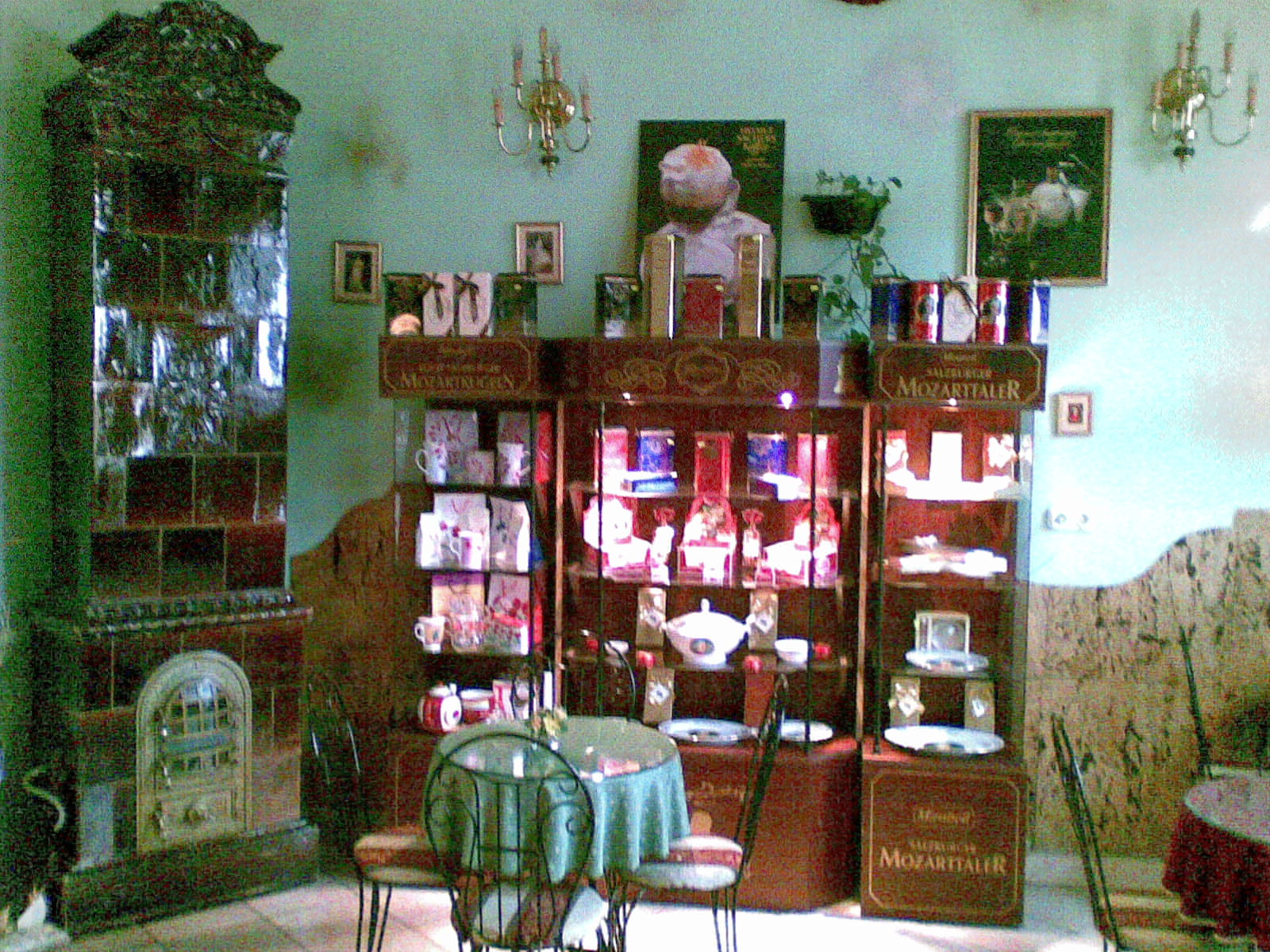 Traveller's guide to Cluj Amadeus Mozart Cafe