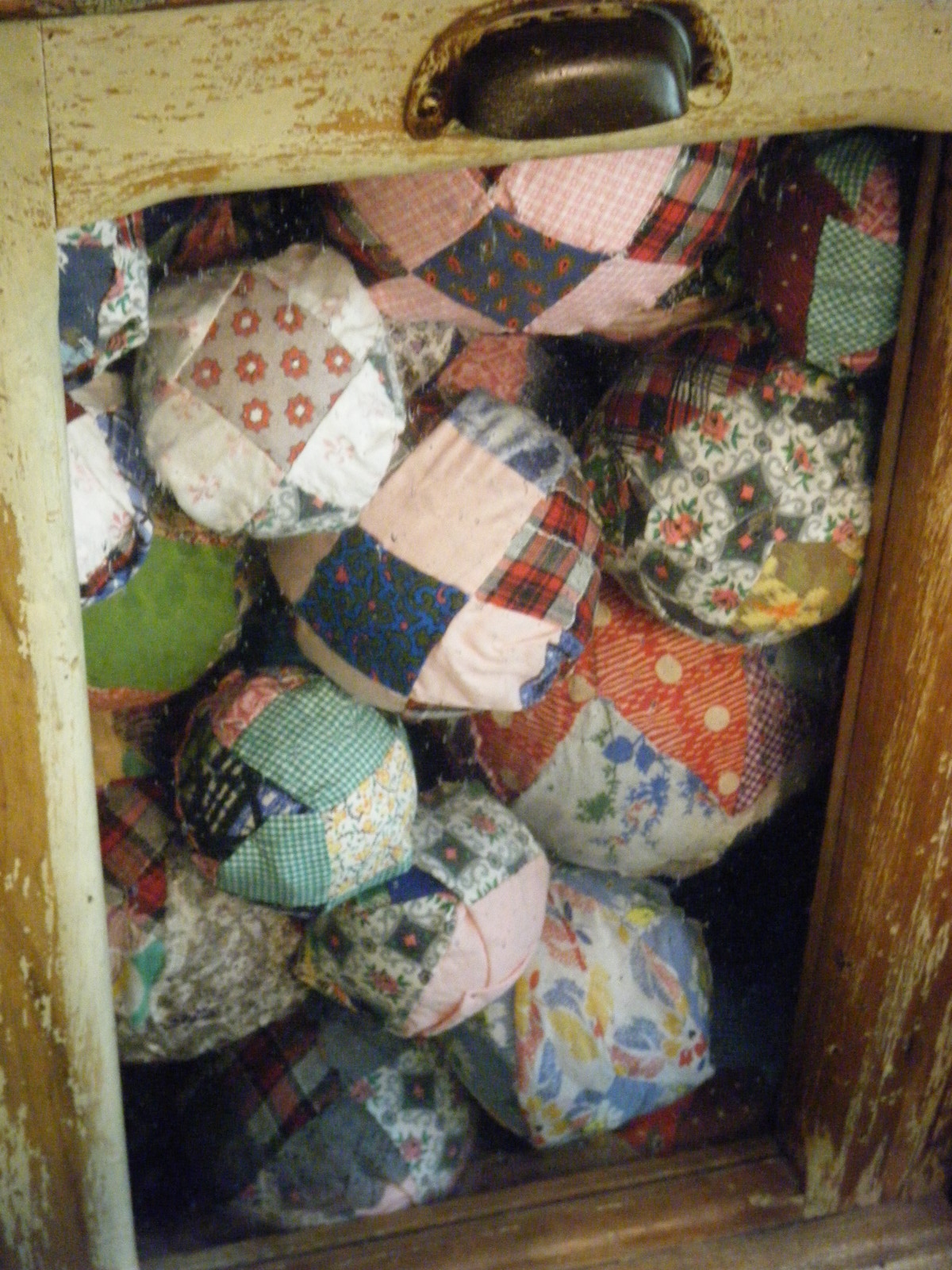 Flour Sack Mama Flour Bin Quilt Block Display