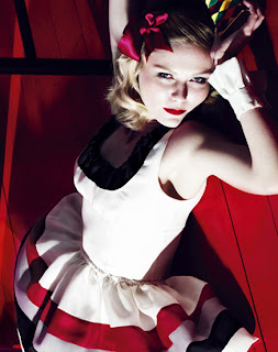 Saliva On Buns: Katie Holmes. S...