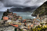 Lovely pics. of Cinque Terre and a magical rainbow in Florence (cinquehdr small)