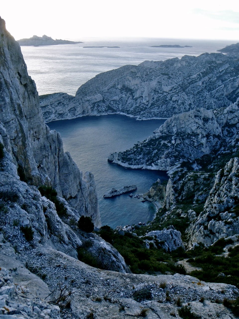 [calanques-34.jpg]