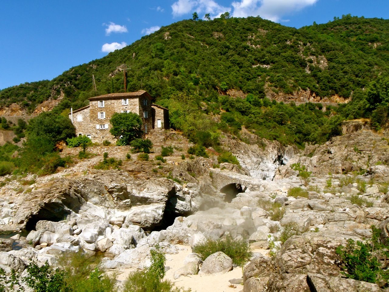 [Vallborgnsol09.jpg]