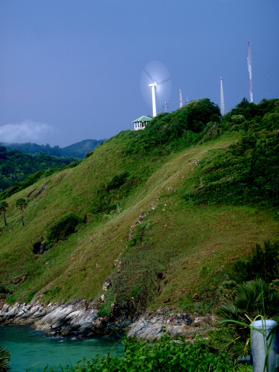 [Phuket_jungleG6.jpg]