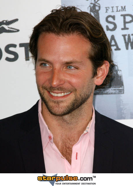 Wallpaper World: Bradley Cooper...
