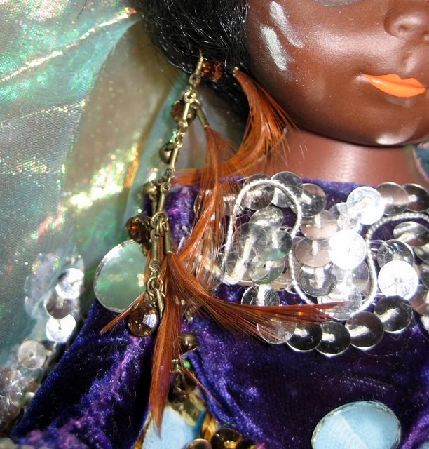 [queendetail3]