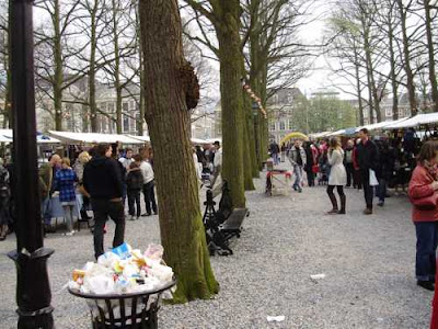 Paasmarkt op Voorhout in Den Haag